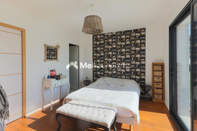 Maison - 143 m² - 5 pièces