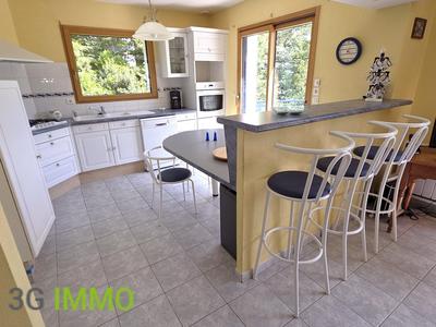 Maison - 125 m² - 7 pièces