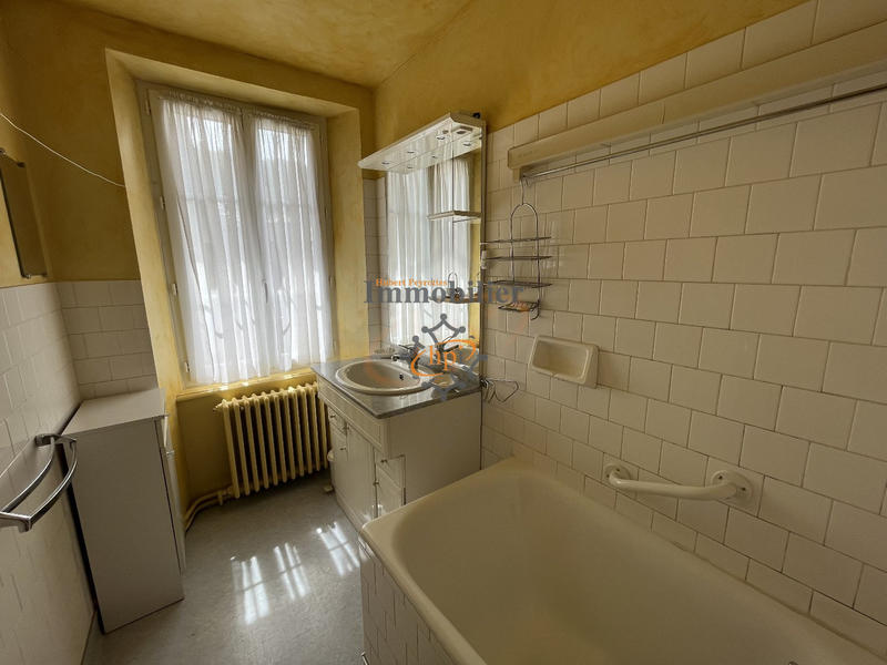 Maison - 190 m² - 6 pièces