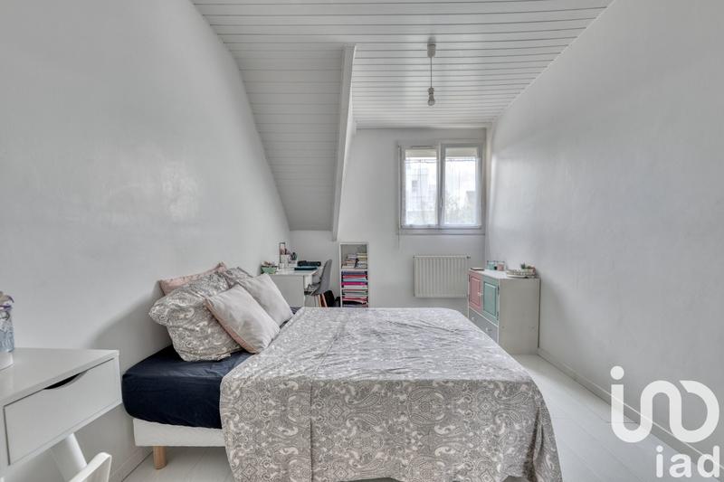 Maison - 210 m² - 8 pièces