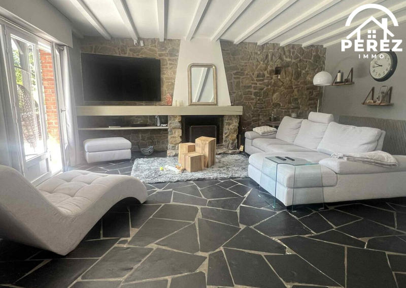 Villa - 225 m² - 7 pièces