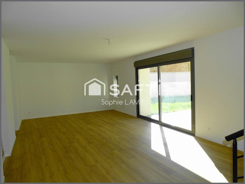 Maison - 180 m² - 5 pièces