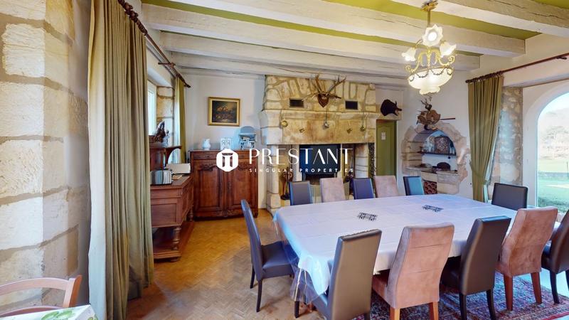 Manoir - 305 m² - 10 pièces