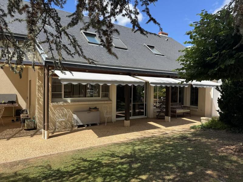 Maison d'architecte - 196 m² - 7 pièces