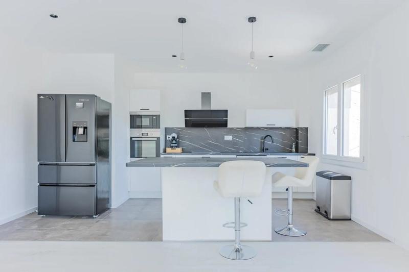 Maison - 174 m² - 4 pièces