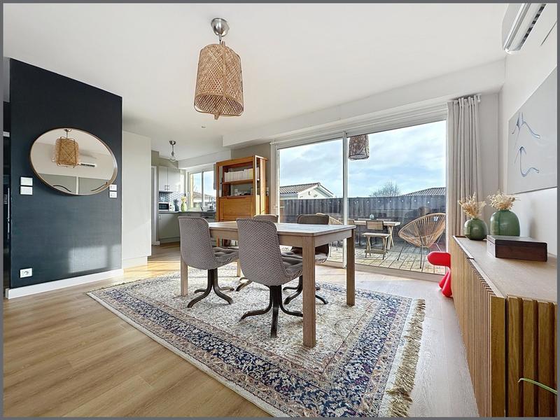 Maison - 87 m² - 4 pièces