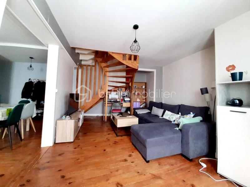 Immeuble - 176 m² - 8 pièces