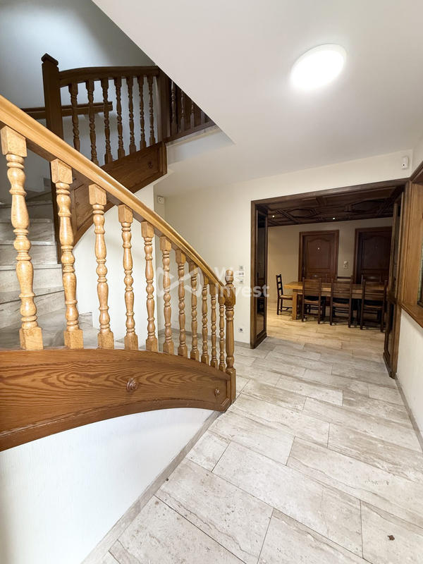 Bureau - 224 m² - 11 pièces