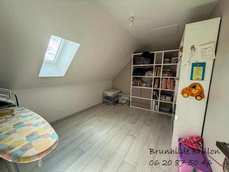 Maison - 170 m² - 8 pièces