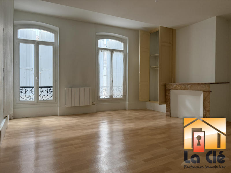 Appartement - 60 m² - 2 pièces
