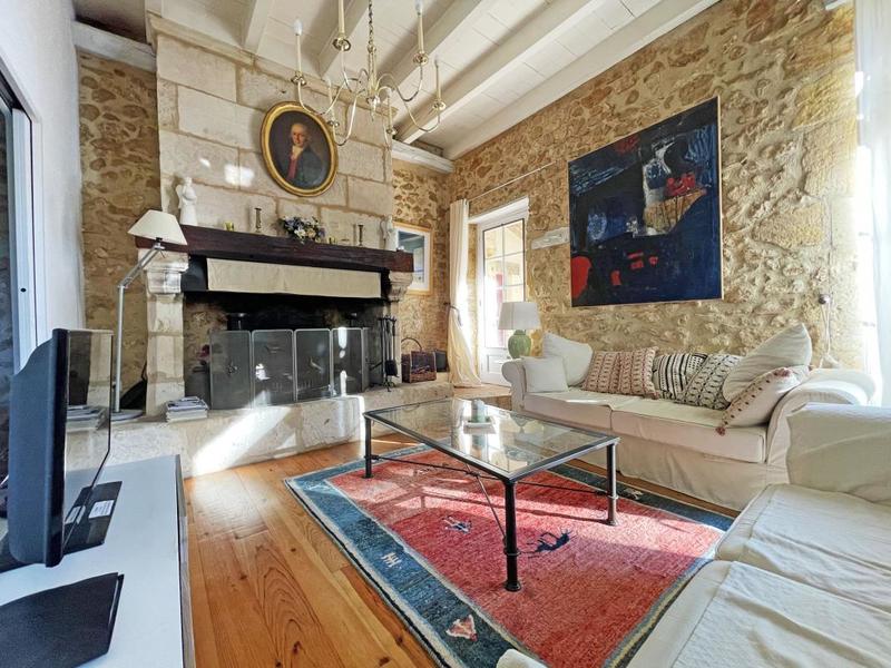 Maison en pierre - 138 m² - 5 pièces