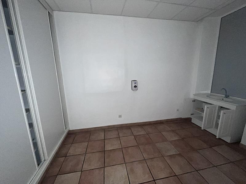 Immeuble - 9 pièces