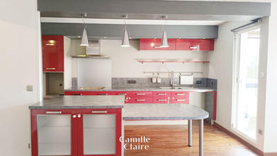 Appartement - 80 m² - 4 pièces