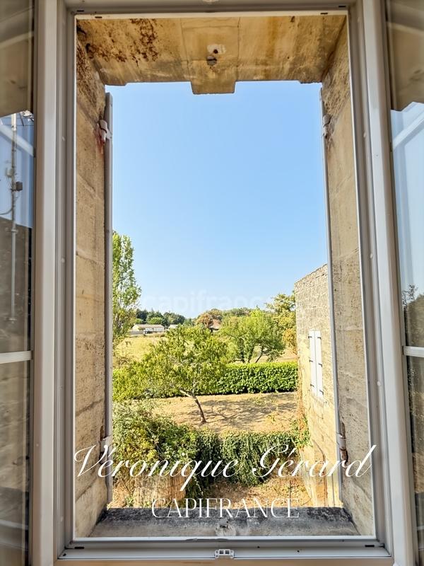 Maison en pierre - 179 m² - 8 pièces