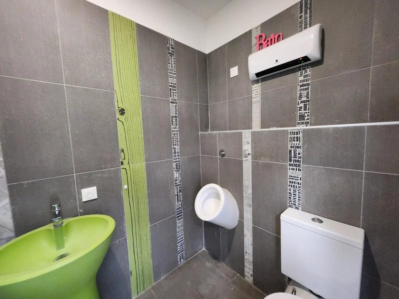 Local commercial - 380 m² - 8 pièces