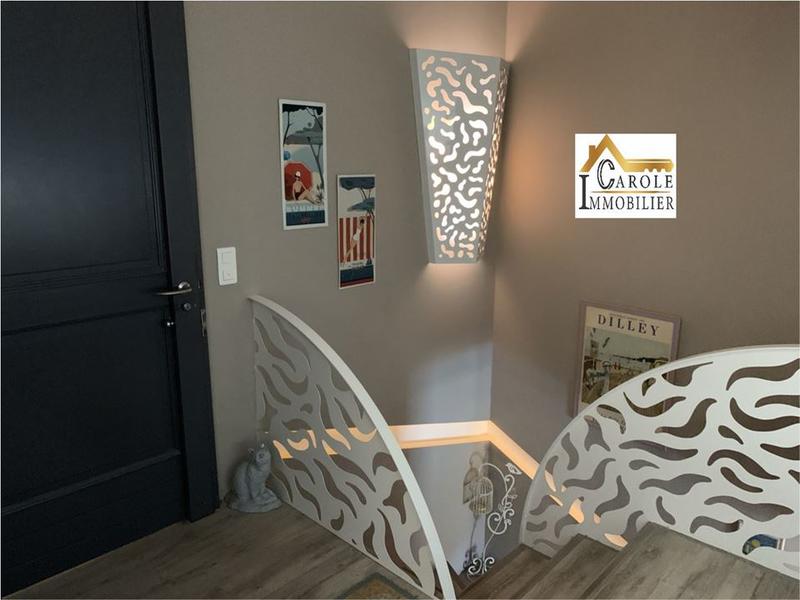 Maison traditionnelle - 178 m² - 3 pièces