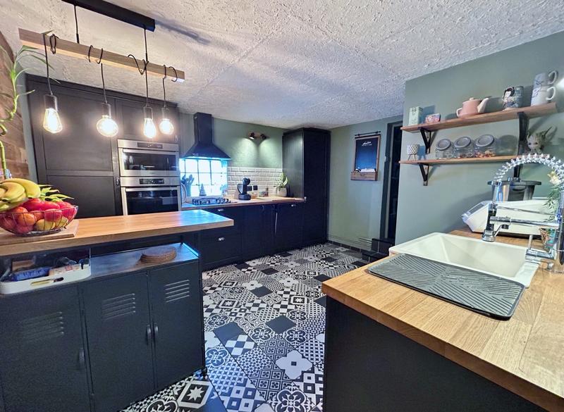 Maison - 122 m² - 4 pièces