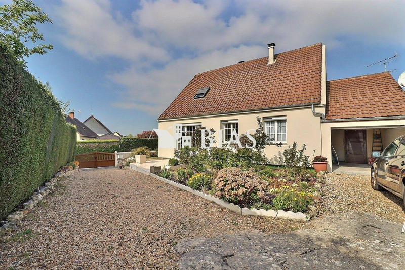 Maison - 104 m² - 5 pièces