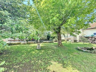 Maison de village - 284 m² - 13 pièces