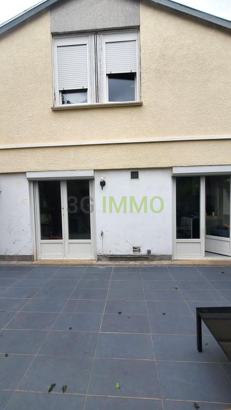 Maison - 80 m² - 4 pièces