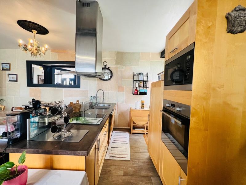 Maison bourgeoise - 260 m² - 8 pièces