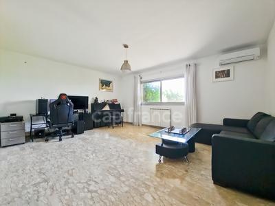 Appartement - 61 m² - 2 pièces