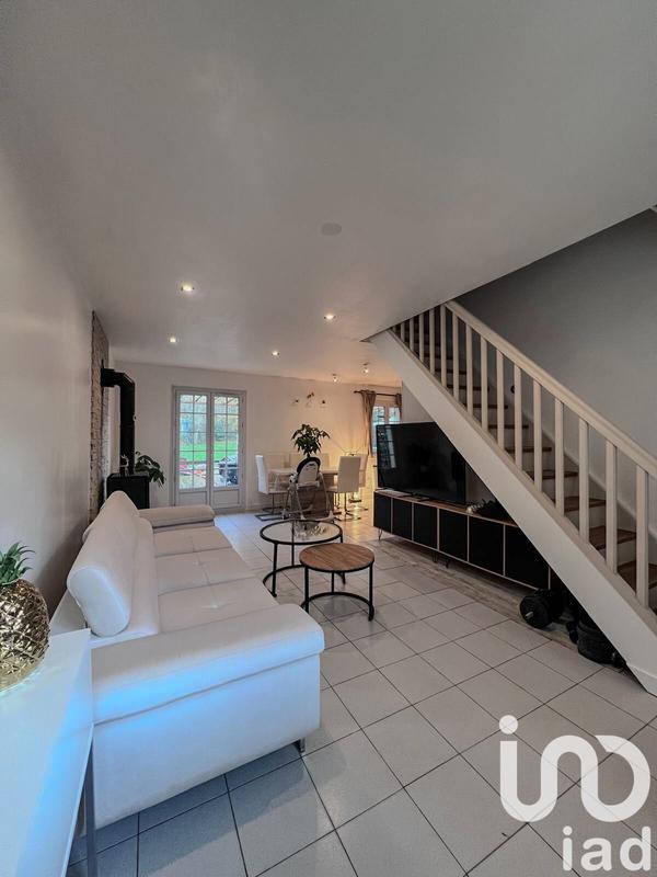 Maison - 90 m² - 6 pièces