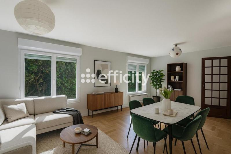 Maison - 80 m² - 5 pièces