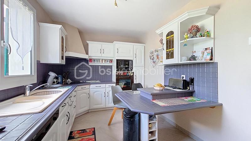 Propriété - 170 m² - 7 pièces