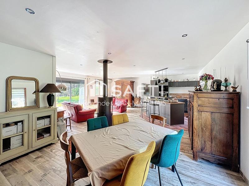 Maison - 135 m² - 5 pièces