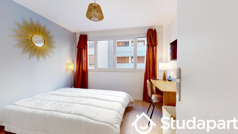 Chambre - 9 m² - 1 pièce