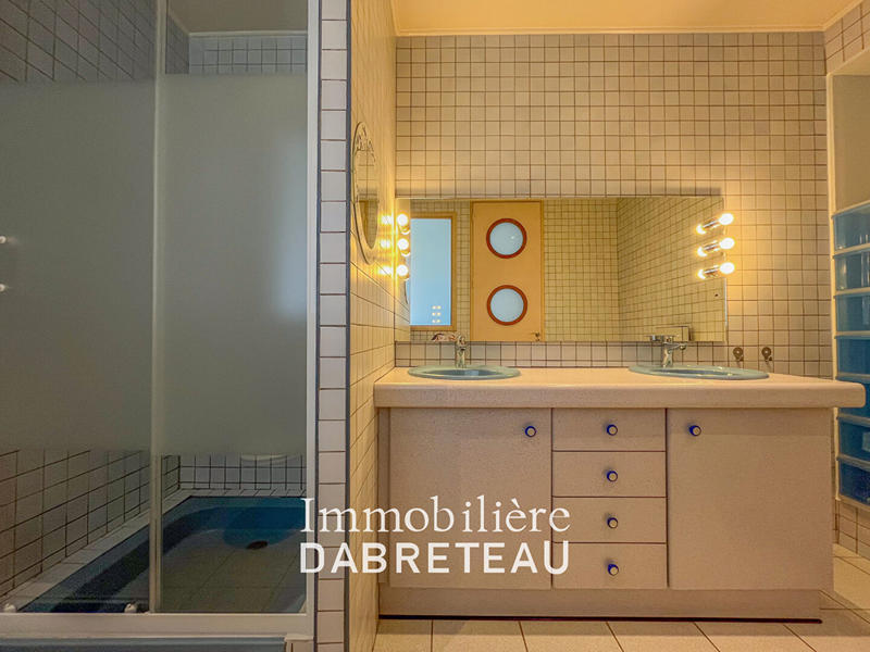 Maison - 147 m² - 6 pièces