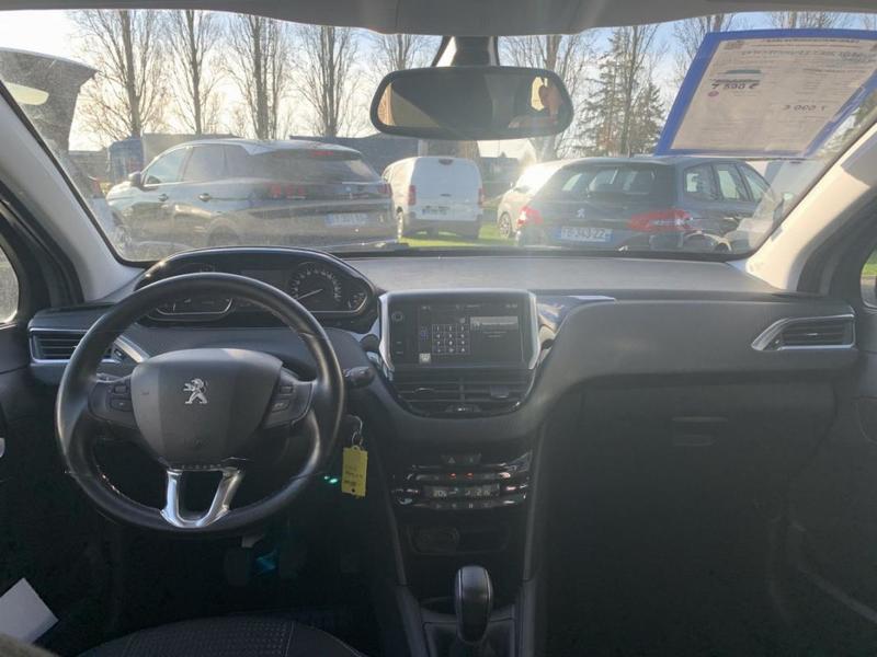 Peugeot 208 1.2 Puretech 82 Allure