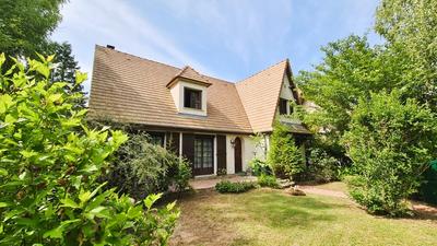 Maison - 143 m² - 7 pièces