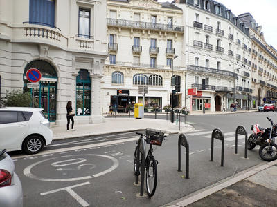 Local commercial - 83 m²