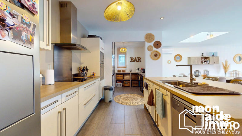 Maison contemporaine - 139 m² - 5 pièces