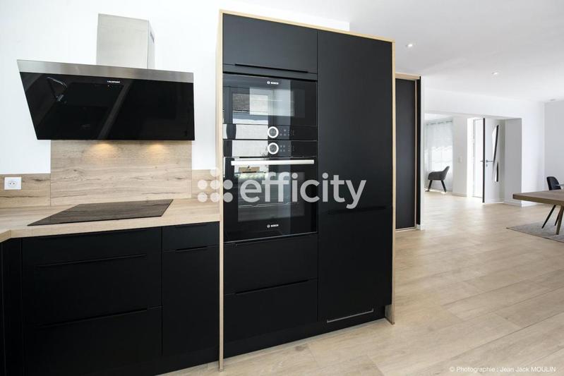 Maison de bourg - 170 m² - 6 pièces