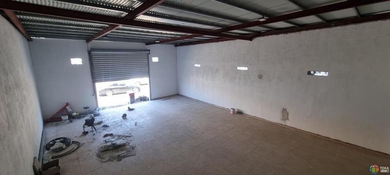 Local commercial - 391 m² - 1 pièce