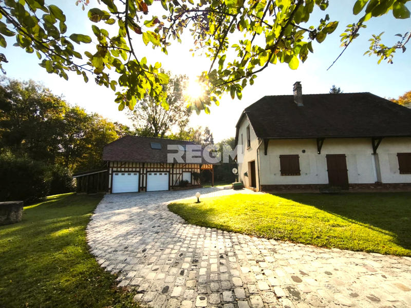 Maison de village - 292 m² - 6 pièces