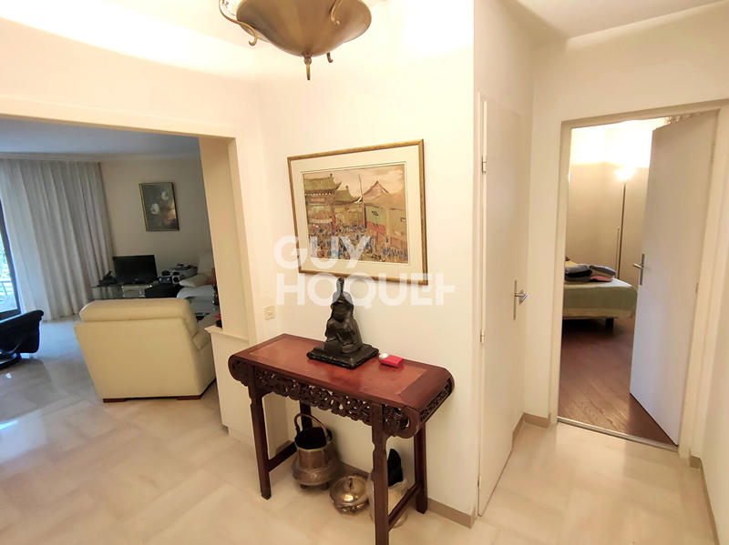 Appartement - 89 m² - 3 pièces