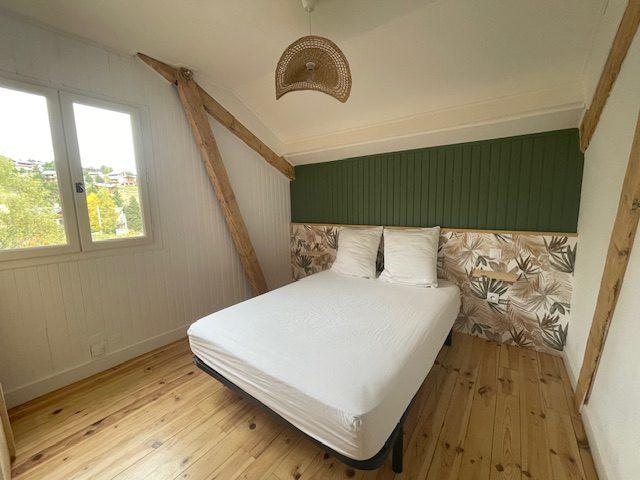 Appartement - 90 m² - 4 pièces