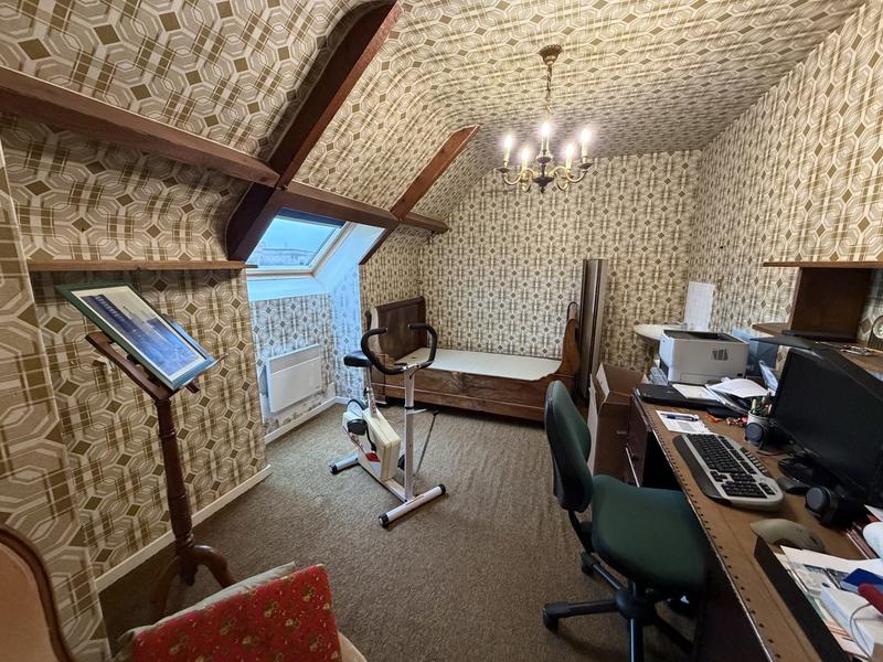 Maison traditionnelle - 150 m² - 7 pièces