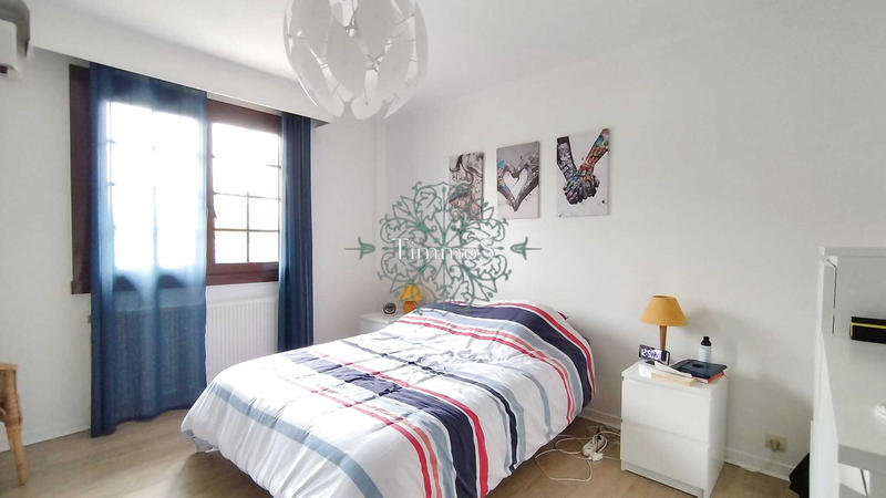 Maison - 158 m² - 6 pièces