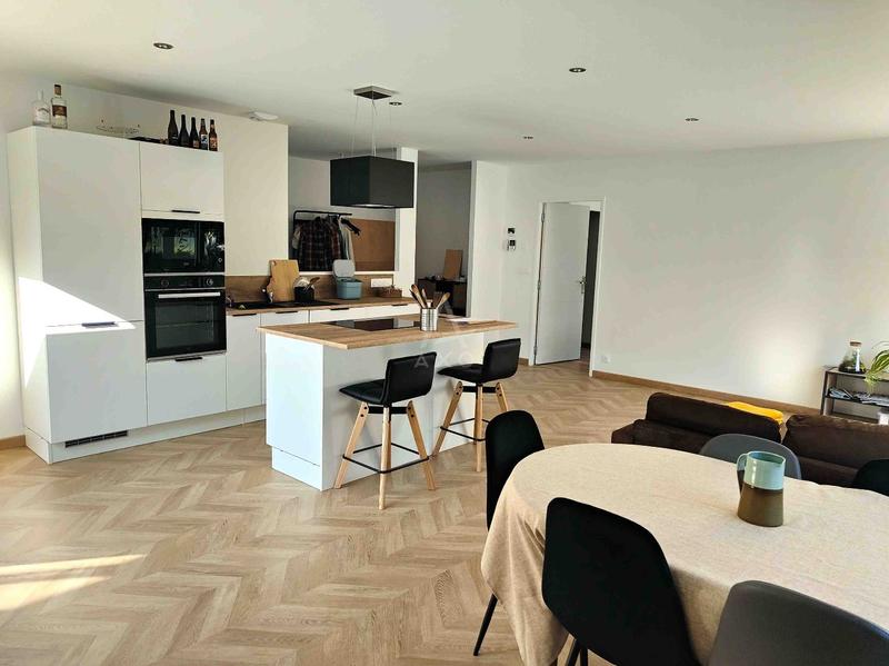 Maison - 108 m² - 5 pièces