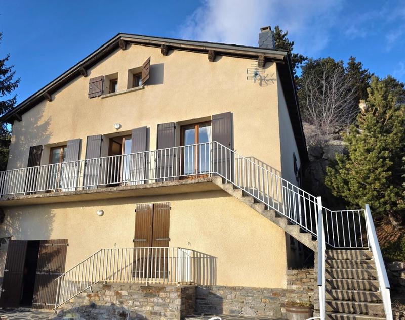 Maison - 160 m² - 5 pièces
