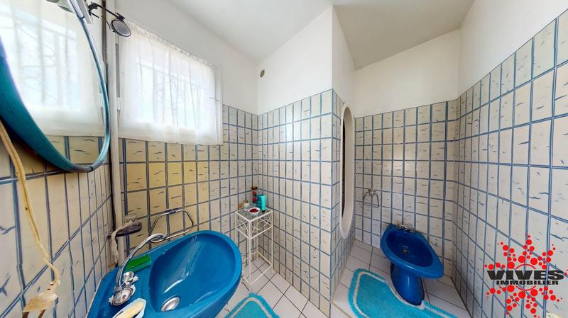 Maison - 220 m² - 5 pièces