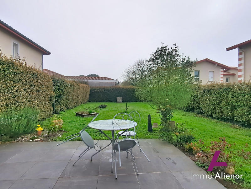 Appartement - 61 m² - 3 pièces