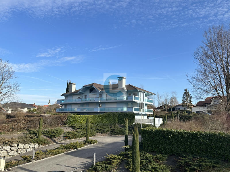 Appartement - 107 m² - 4 pièces