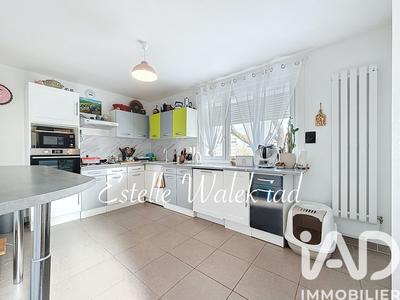 Maison - 110 m² - 6 pièces