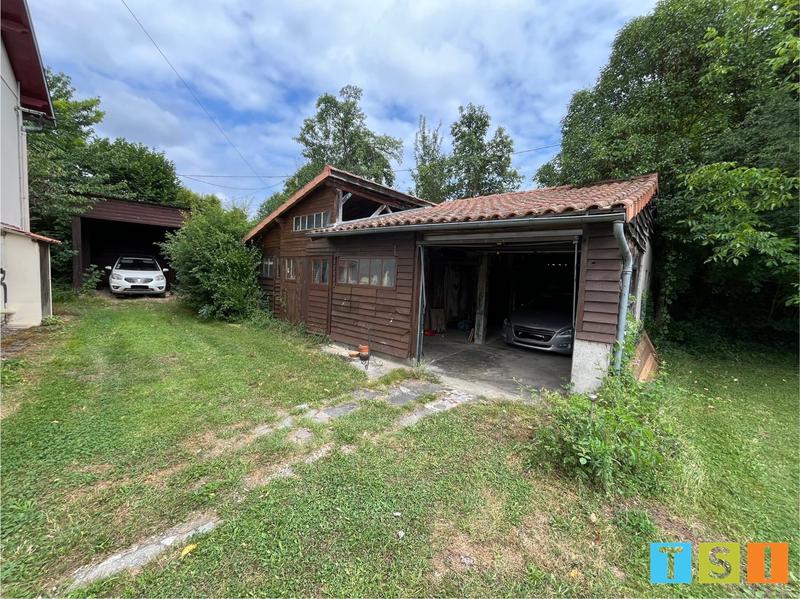 Maison - 170 m² - 8 pièces